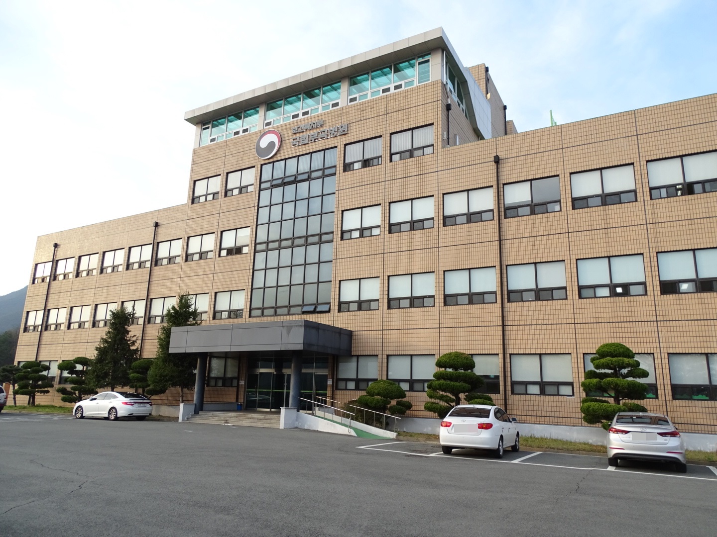 별관 측경
